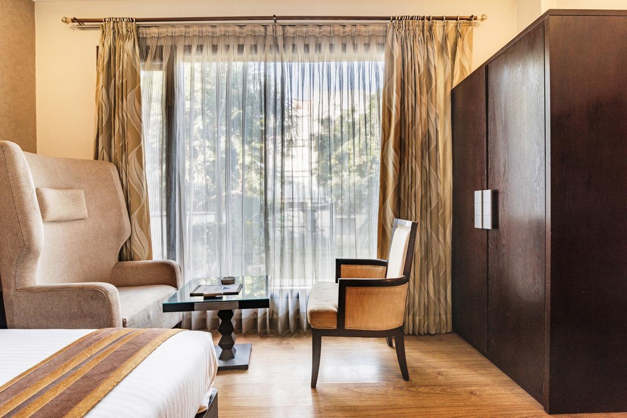 Royal Residence Mg Road Gurgaon Ngoại thất bức ảnh