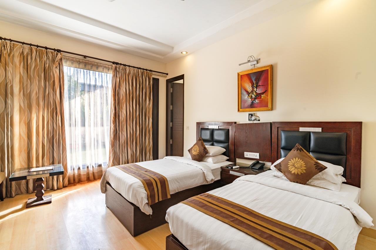 Royal Residence Mg Road Gurgaon Ngoại thất bức ảnh